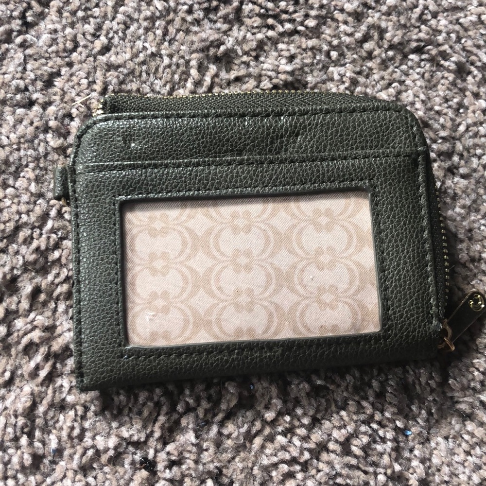 mini zip up wallet